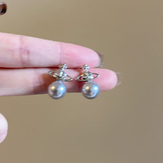 Charming Pearl Earring for Any Occasion