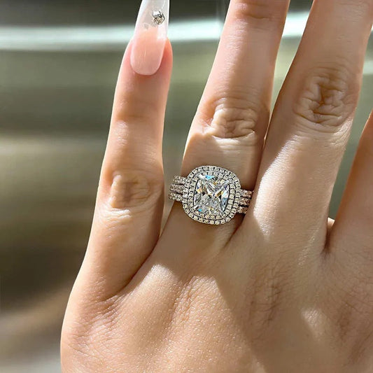 Classic Set with Timeless Appeal