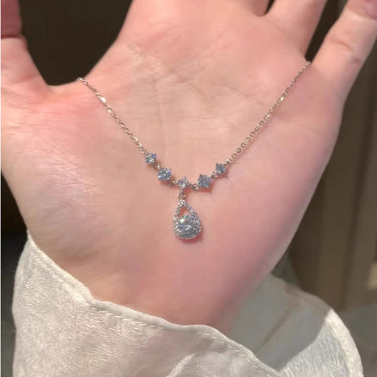 Stunning Necklace for Daily Wear