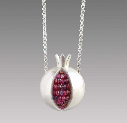 Stunning Necklace for Daily Wear