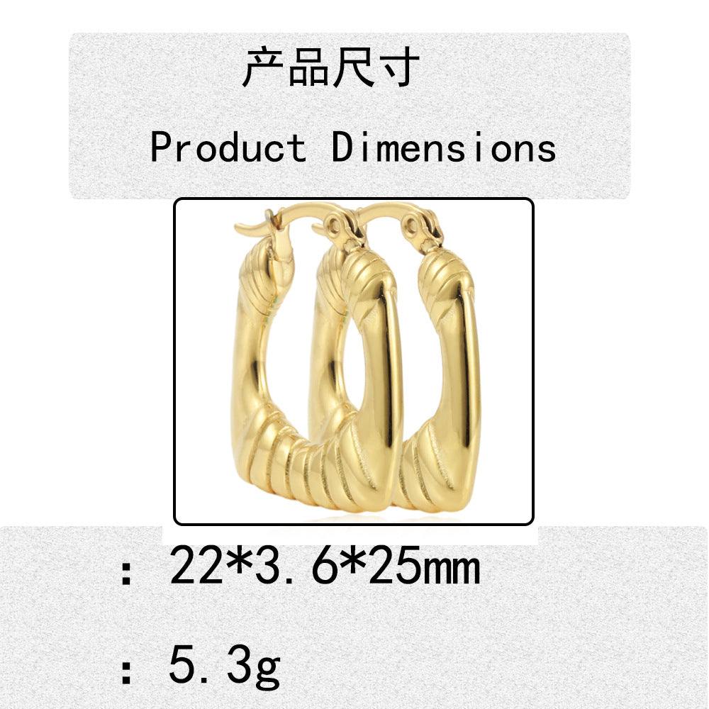 Classic Gold Earring with Timeless Appeal