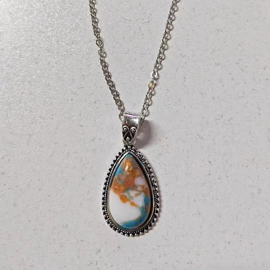 Romantic Necklace for Special Moments