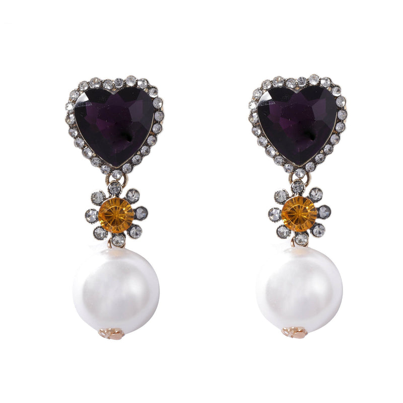 Charming Pearl Earring for Any Occasion