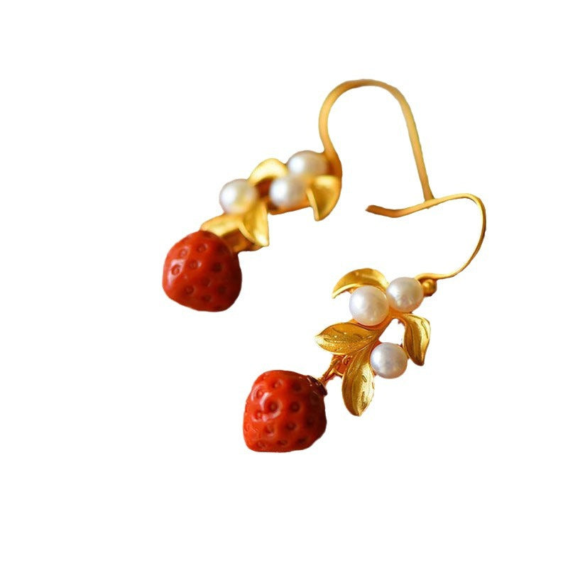 Romantic Gold Earring for Special Moments
