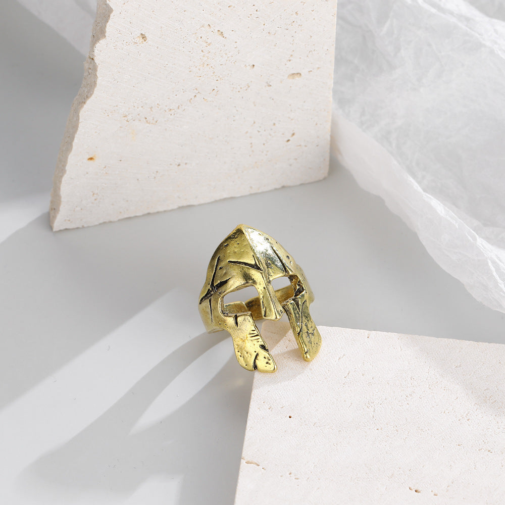 Classic Gold Bracelet with Timeless Appeal