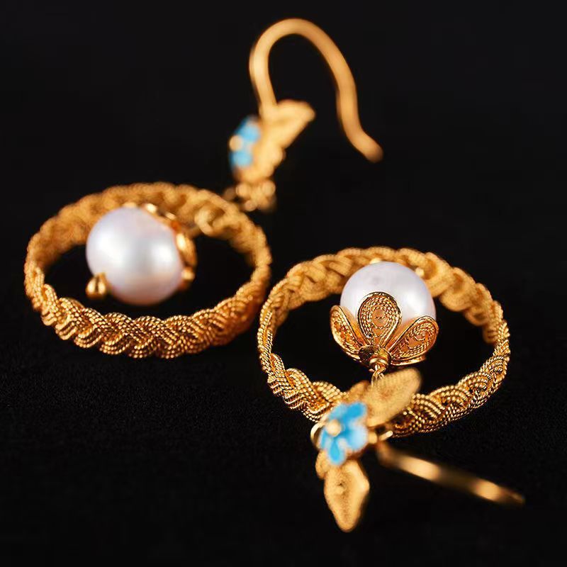 Delicate Artisan Gold Earring