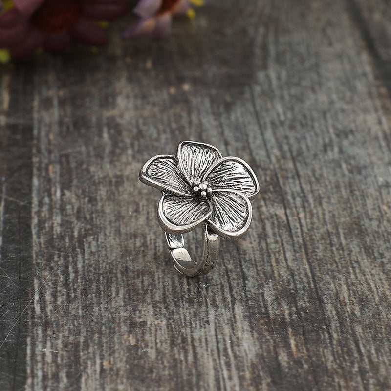 Beautiful Ring with Unique Style