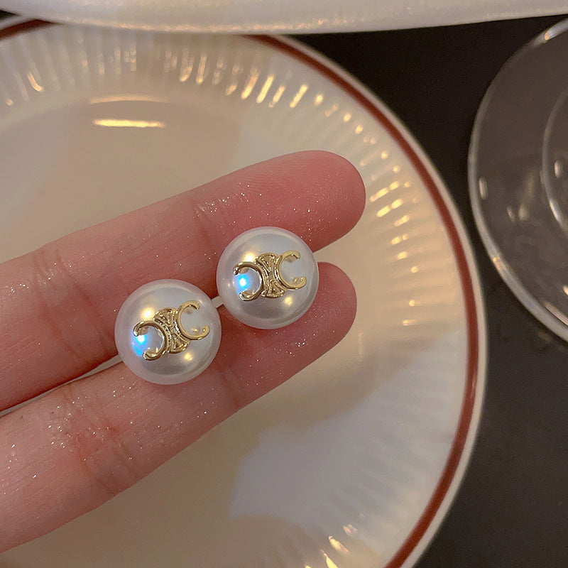 Elegant Pearl Earring for Every Occasion