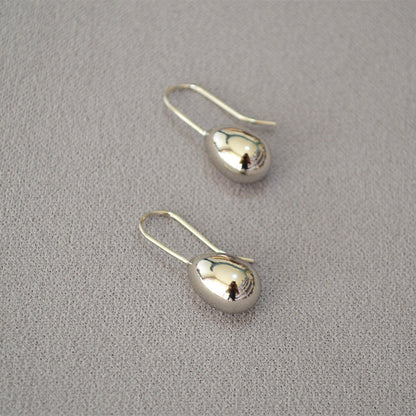 Beautiful Gold Earring with Unique Style