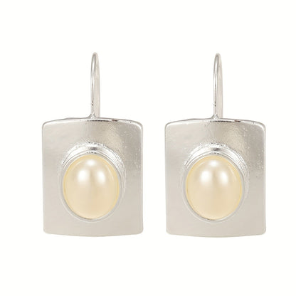 Romantic Pearl Earring for Special Moments