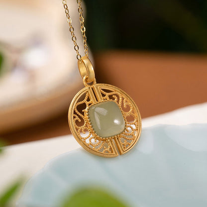 Beautiful Silver Necklace with Unique Style