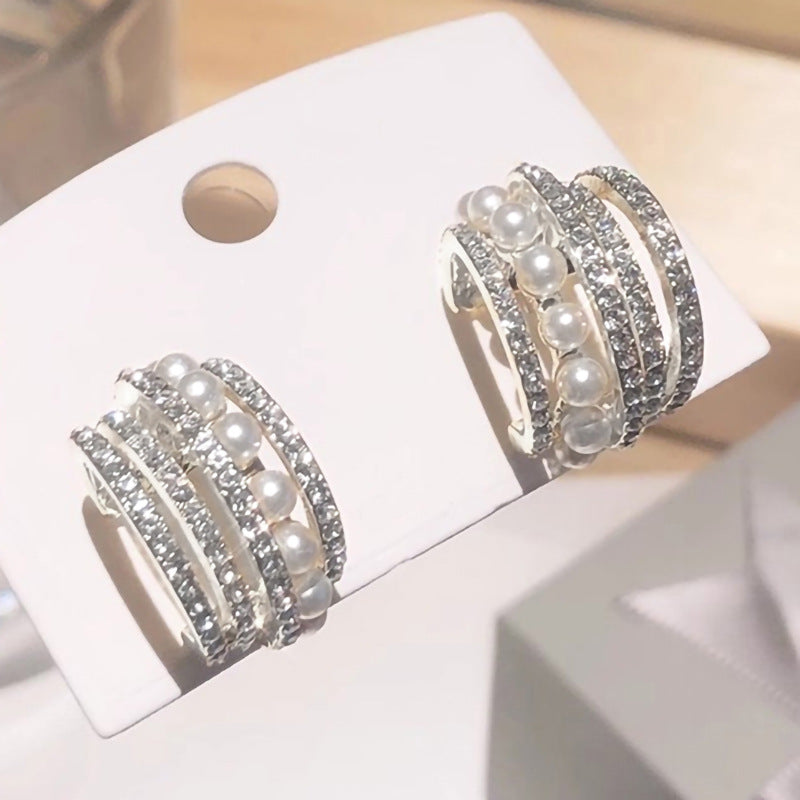 Beautiful Earring with Unique Style