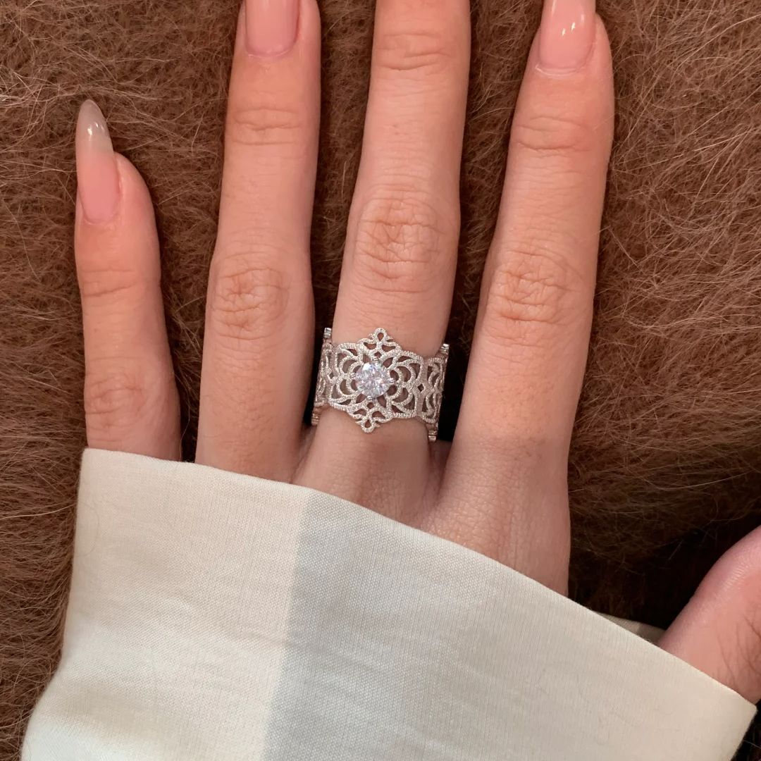 Beautiful Ring with Unique Style
