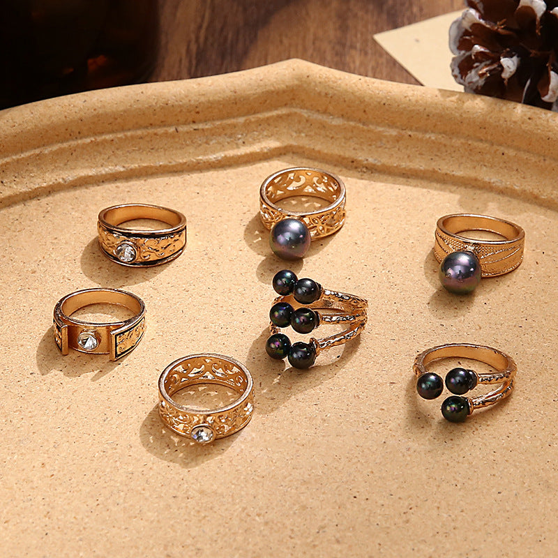 Beautiful Pearl Ring with Unique Style