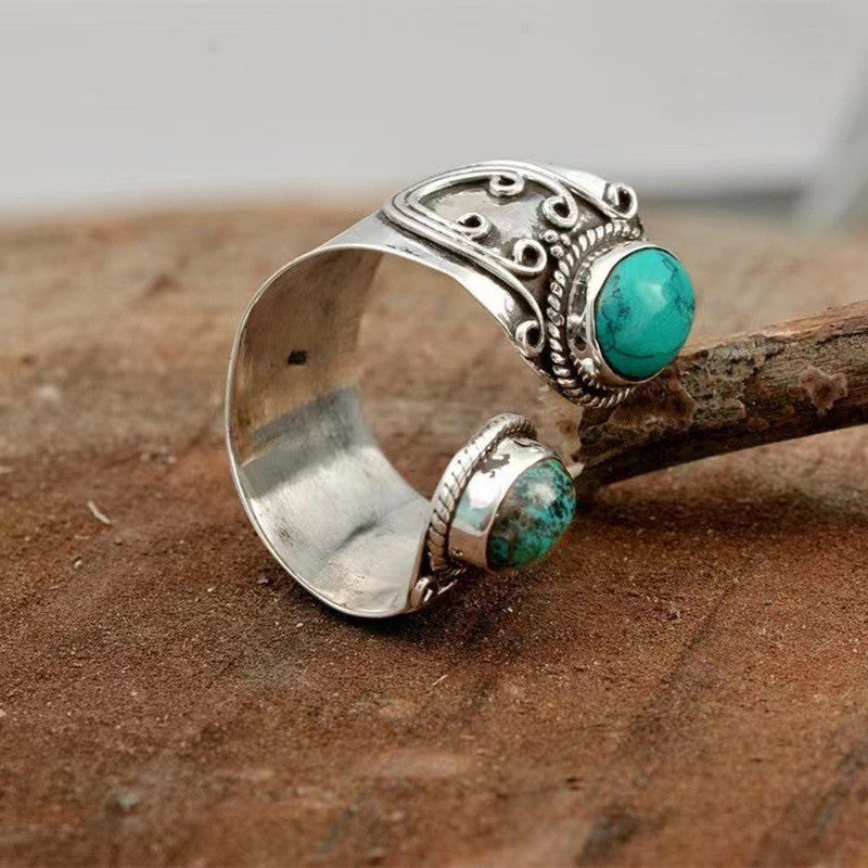 Classic Ring with Timeless Appeal