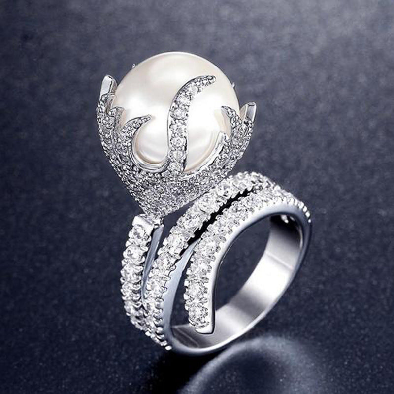Classic Pearl Ring with Timeless Appeal