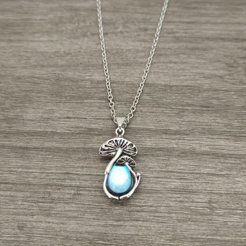 Stunning Necklace for Daily Wear