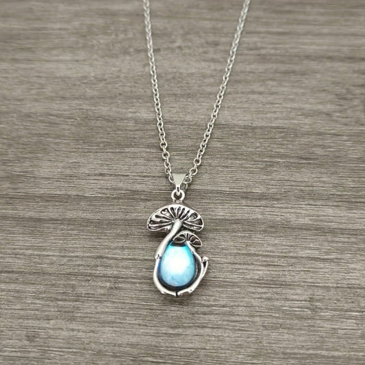 Stunning Necklace for Daily Wear