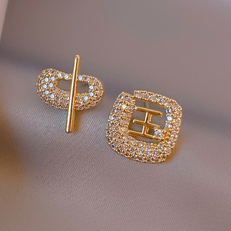 Beautiful Earring with Unique Style