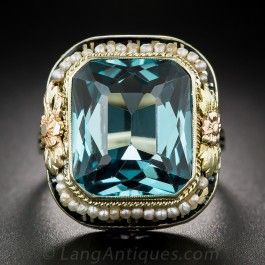 Romantic Gold Ring for Special Moments
