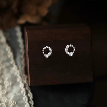 Stunning Pearl Earring for Daily Wear