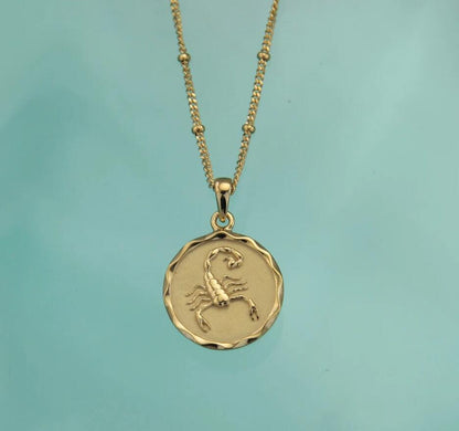 Beautiful Gold Necklace with Unique Style