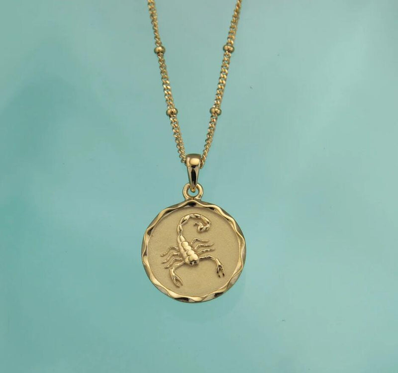 Beautiful Gold Necklace with Unique Style