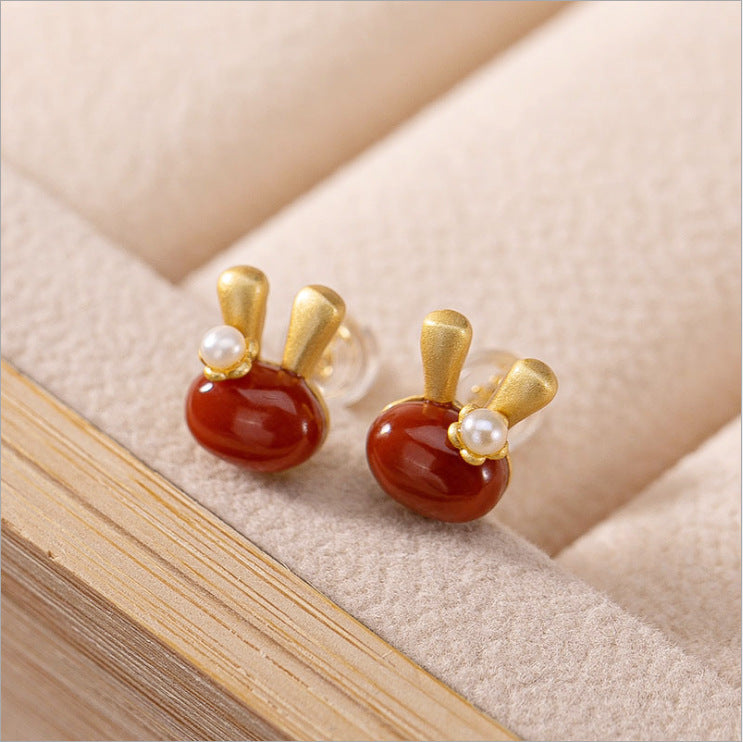 Beautiful Gold Earring with Unique Style
