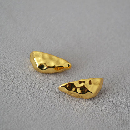 Beautiful Gold Earring with Unique Style
