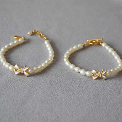 Classic Pearl Bracelet with Timeless Appeal