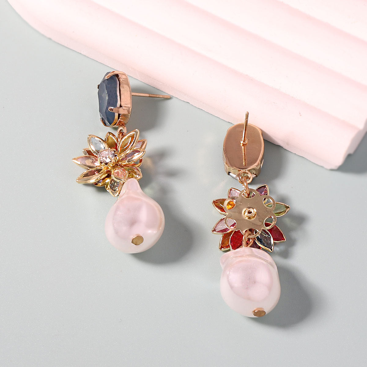 Classic Pearl Earring with Timeless Appeal