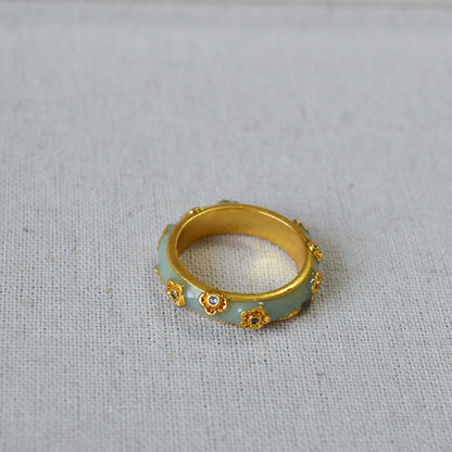 Beautiful Gold Ring with Unique Style