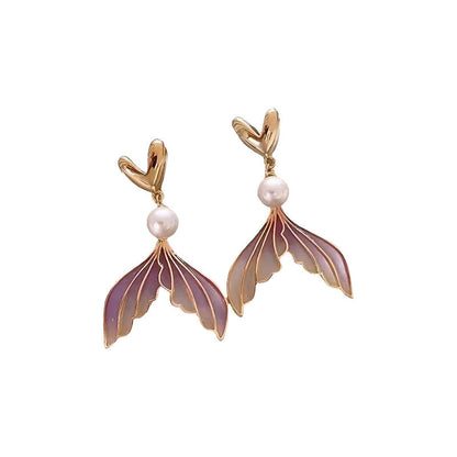 Classic Pearl Earring with Timeless Appeal