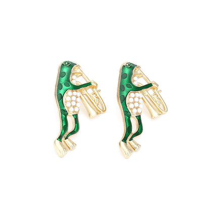Delicate Artisan Pearl Earring
