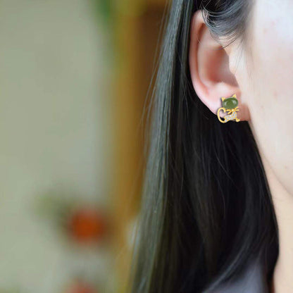 Romantic Gold Earring for Special Moments