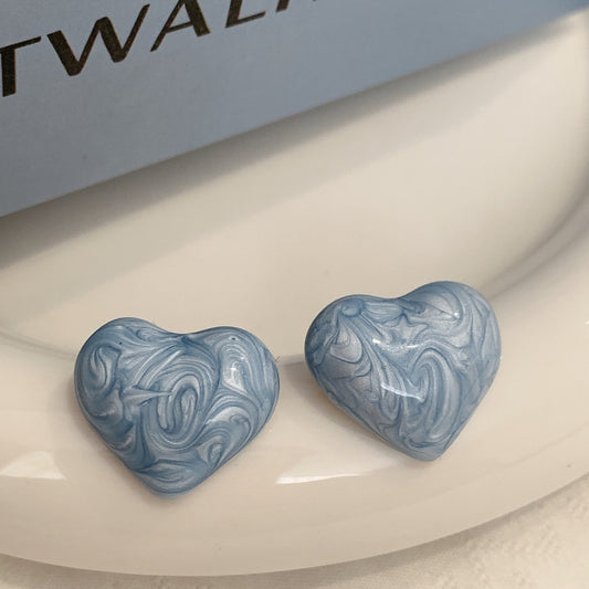 Classic Pearl Earring with Timeless Appeal