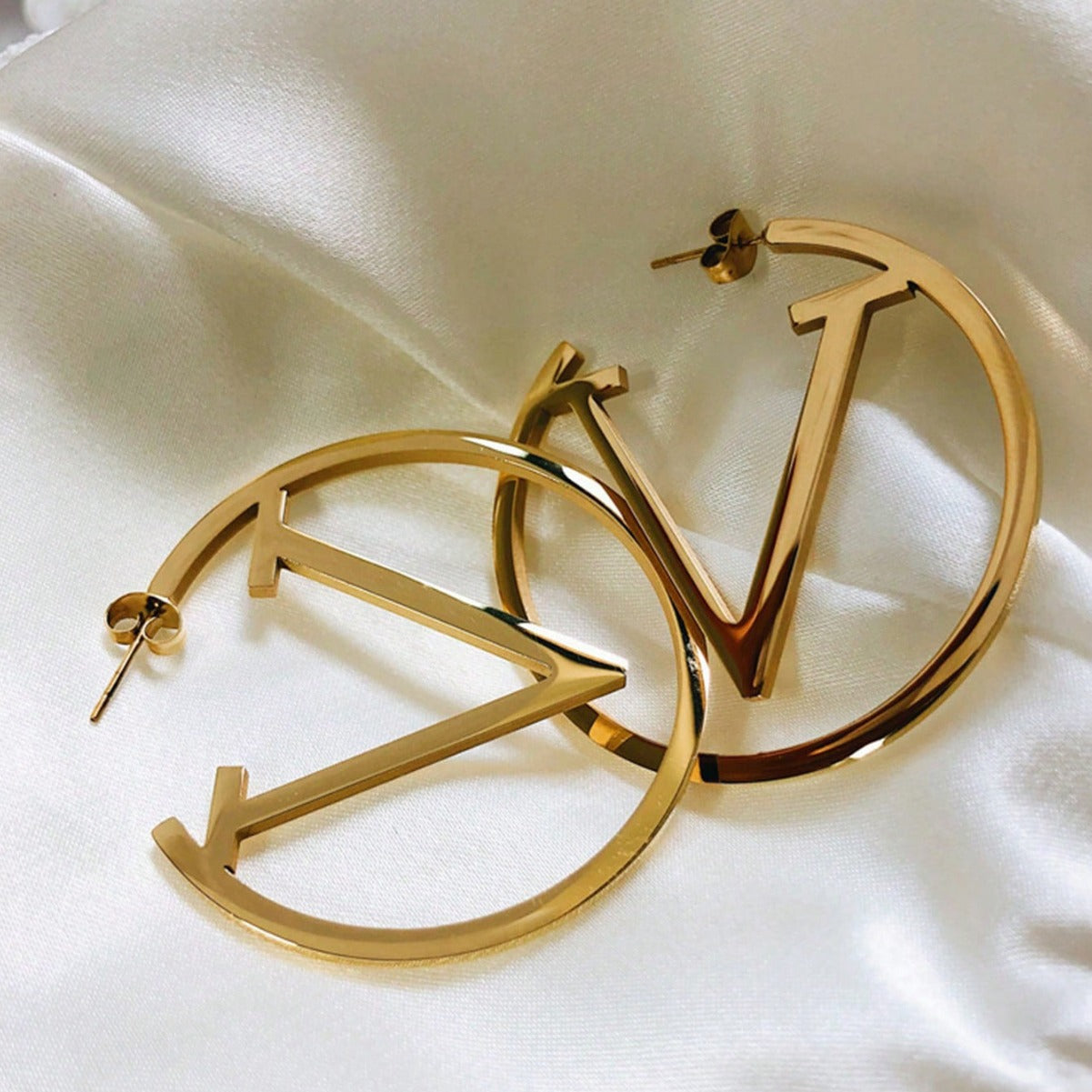 Beautiful Earring with Unique Style
