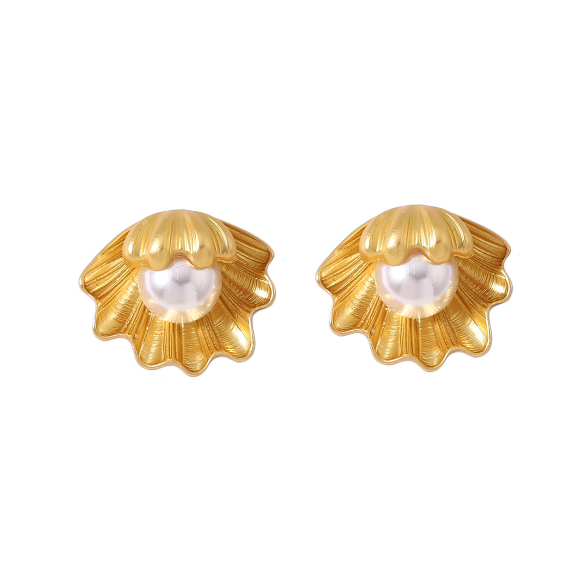 Beautiful Pearl Earring with Unique Style
