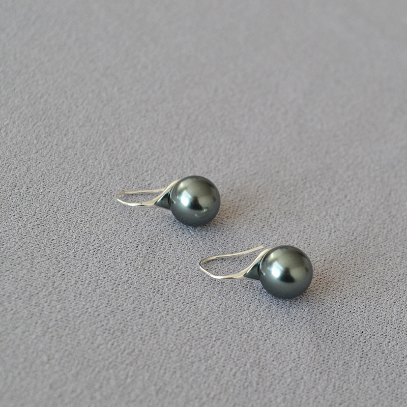 Beautiful Silver Earring with Unique Style