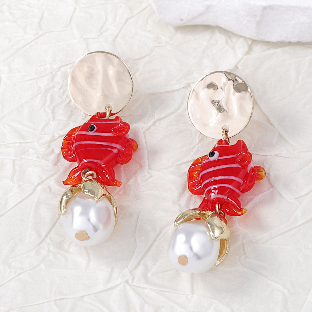 Classic Pearl Earring with Timeless Appeal