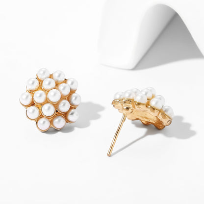 Stunning Pearl Earring for Daily Wear