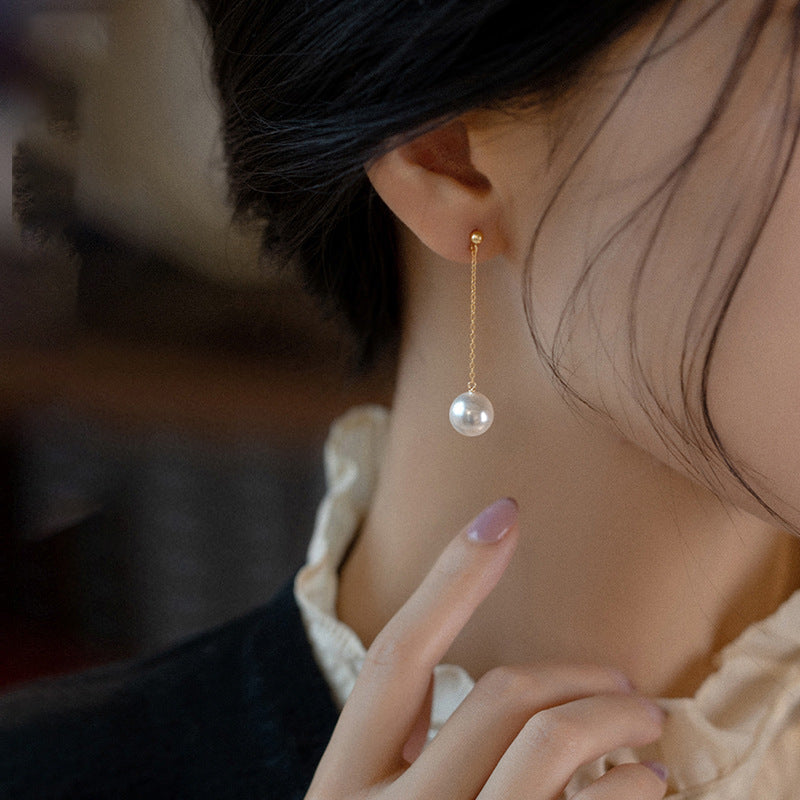 Charming Pearl Earring for Any Occasion