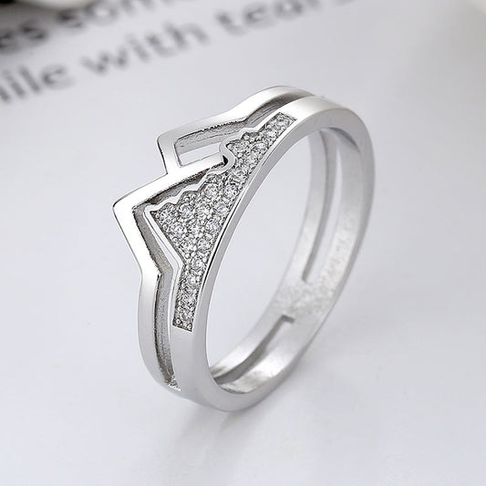 Classic Silver Ring with Timeless Appeal