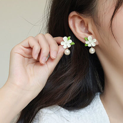 Elegant Pearl Earring for Every Occasion