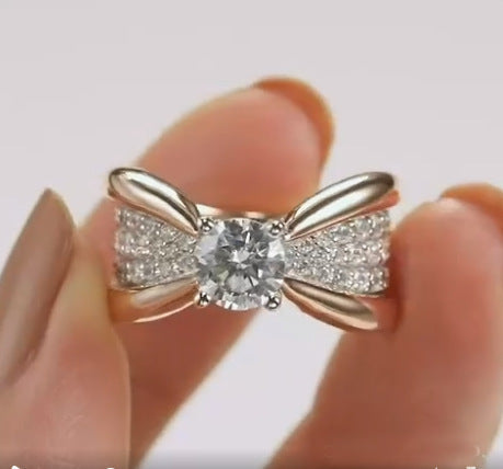 Beautiful Gold Ring with Unique Style