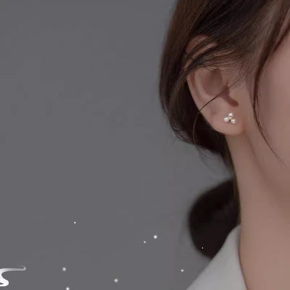 Stunning Pearl Earring for Daily Wear
