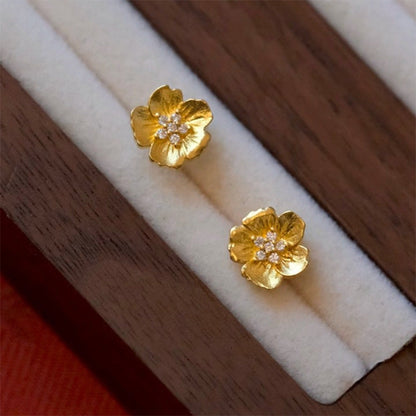 Vintage Handmade Gold Earring