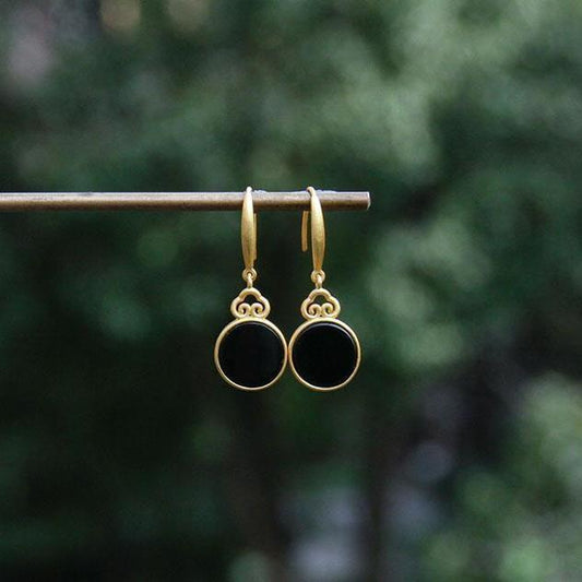 Romantic Silver Earring for Special Moments