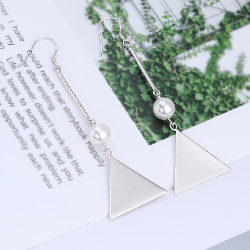 Stunning Pearl Earring for Daily Wear