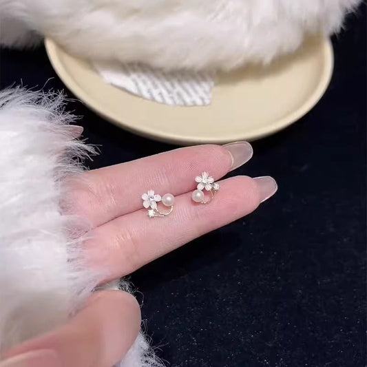 Romantic Pearl Earring for Special Moments